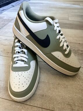 Nike Court Vision Lo NBK White Olive Green Men’s Size 11 New
